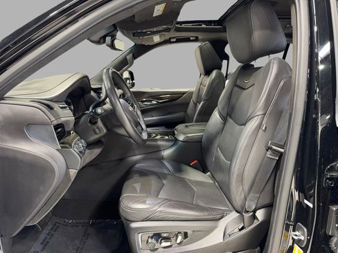 Used 2019 Cadillac Escalade Platinum image 14