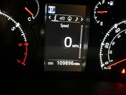 Used 2020 Toyota 4Runner SR5 Premium image 24