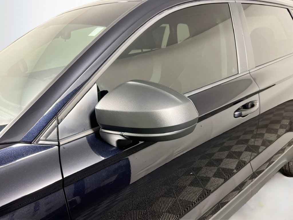 Used 2025 Volkswagen Taos S AWD/4WD image 10