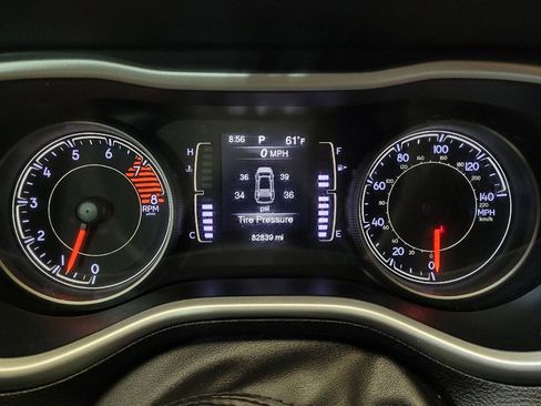 Used 2018 Jeep Cherokee Latitude Plus image 23