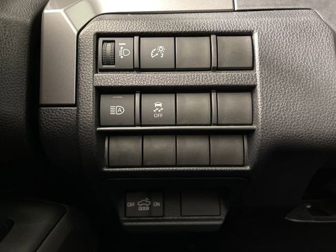 Certified 2024 Toyota Tacoma SR5 image 28