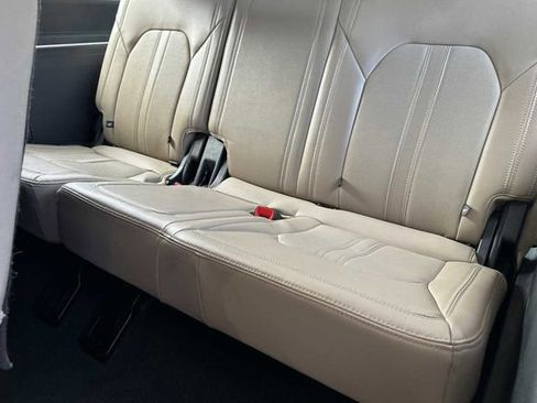 Used 2024 Ford Expedition Max Limited image 13