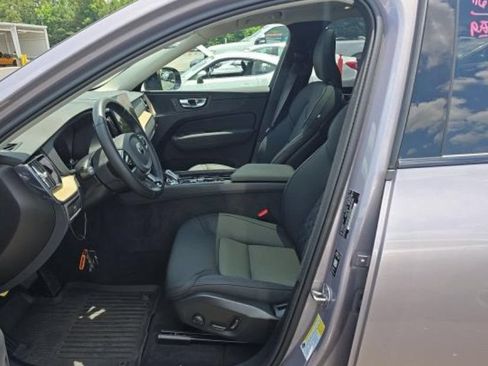 Used 2026 Volvo XC60 B5 Plus AWD/4WD image 4