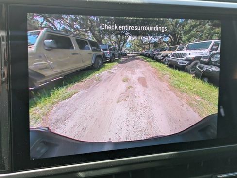 New 2025 Jeep Gladiator Sport image 18