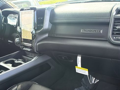 New 2026 RAM 1500 Laramie w/ Sport Appearance Package AWD/4WD image 15