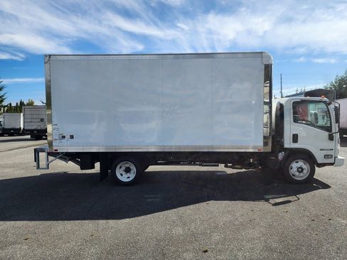 New 2025 Isuzu NPR image 12