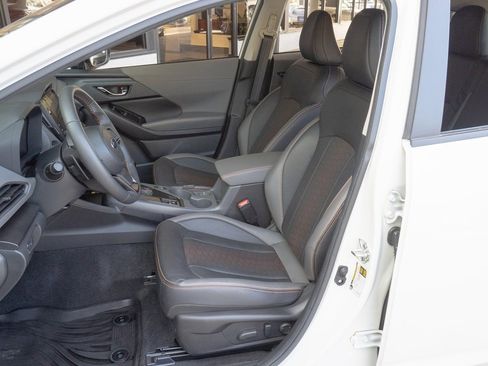 Certified 2025 Subaru Crosstrek 2.5i Limited w/ Popular Package #3A image 8