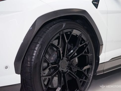 Used 2019 Lamborghini Urus AWD/4WD image 13