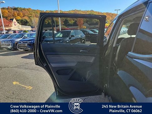 Certified 2021 Volkswagen Atlas SE w/ Panoramic Sunroof Package image 49