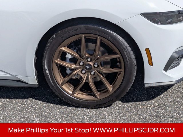 Used 2026 Ford Mustang Premium RWD image 10