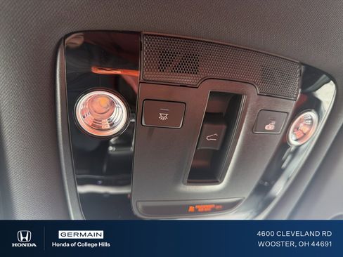 Used 2025 Kia Sportage SX image 27