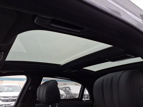 Used 2015 Mercedes-Benz S 550 4MATIC Sedan w/ Sport Package image 11