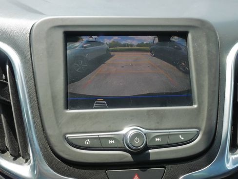 Used 2020 Chevrolet Equinox LT w/ Driver Convenience Package AWD/4WD image 34
