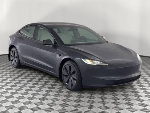 Used 2025 Tesla Model 3 Long Range RWD image 7