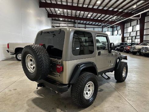 Used 2004 Jeep Wrangler Rubicon w/ Dual Top Group image 8