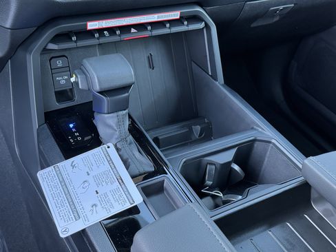 New 2026 Toyota Tundra SR image 18