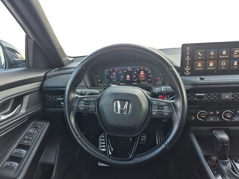 Used 2024 Honda Accord Sport image 12