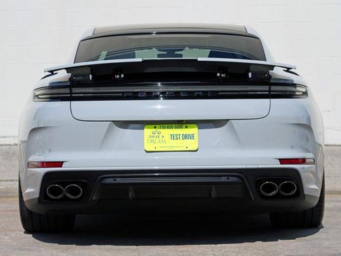 Used 2025 Porsche Panamera GTS AWD/4WD image 11