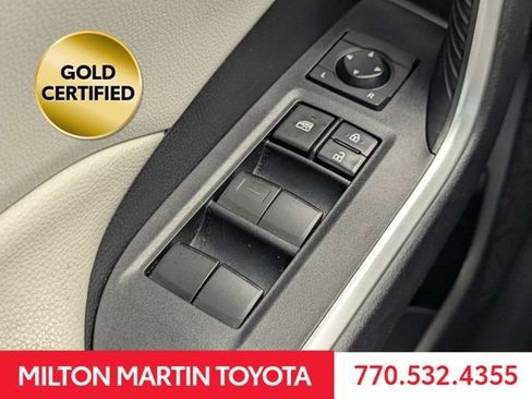 Certified 2021 Toyota RAV4 XLE FWD image 22