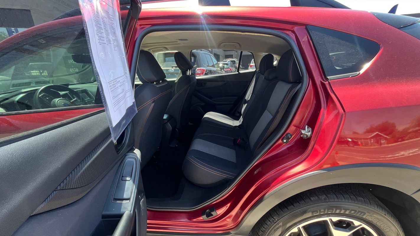 Used 2018 Subaru Crosstrek 2.0i Premium AWD/4WD image 19