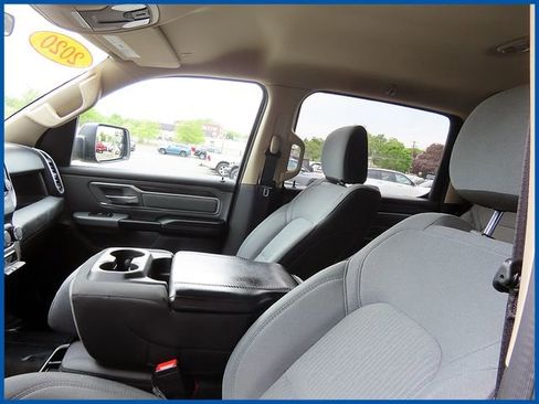 Certified 2020 RAM 1500 Big Horn AWD/4WD image 13