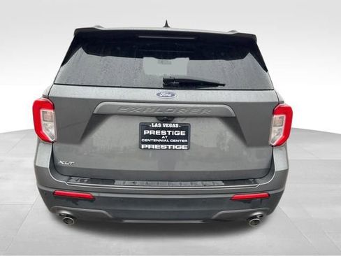 Used 2023 Ford Explorer XLT w/ Equipment Group 202A image 6