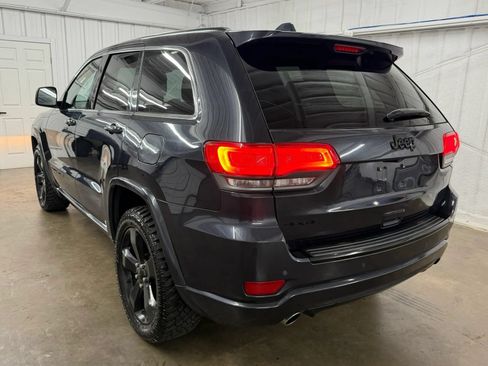Used 2015 Jeep Grand Cherokee Altitude AWD/4WD image 8