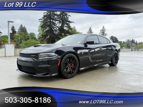 Used 2015 Dodge Charger SRT Hellcat w/ Harman/Kardon Audio Group image 2