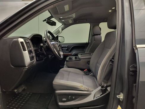 Used 2019 GMC Sierra 1500 SLE w/ SLE Value Package image 5