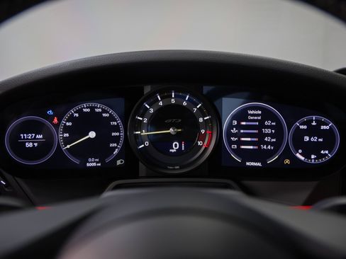 Used 2022 Porsche 911 GT3 image 37