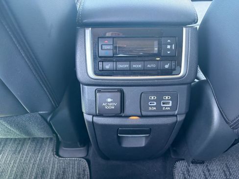 Used 2023 Subaru Ascent Touring AWD/4WD image 27