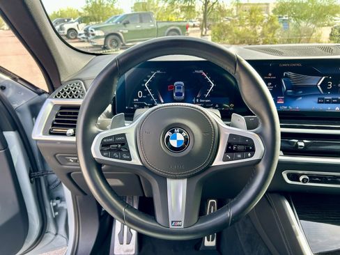 Used 2024 BMW X6 xDrive40i w/ M Sport Professional Package image 18