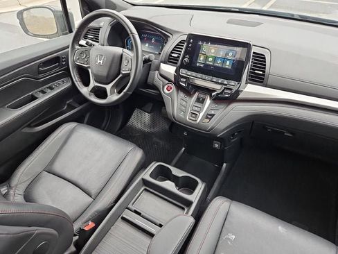 Used 2024 Honda Odyssey Sport image 18