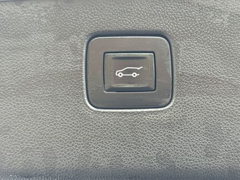 Used 2025 Buick Envista Sport Touring w/ Convenience II Package FWD image 30