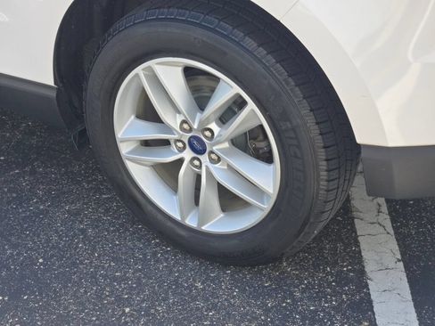 Used 2018 Ford Edge SEL w/ Equipment Group 201A AWD/4WD image 14
