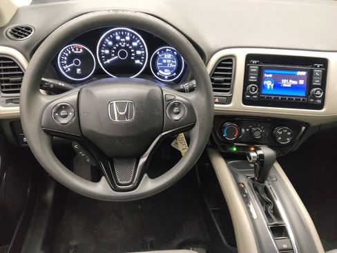Used 2021 Honda HR-V LX image 22