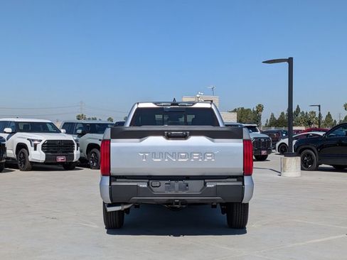 New 2026 Toyota Tundra SR image 8
