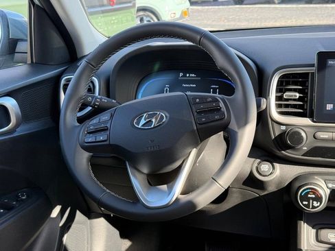 New 2026 Hyundai Venue SEL image 7