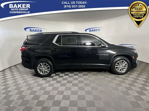 Used 2023 Chevrolet Traverse LT w/ LPO, Floor Liner Package image 10