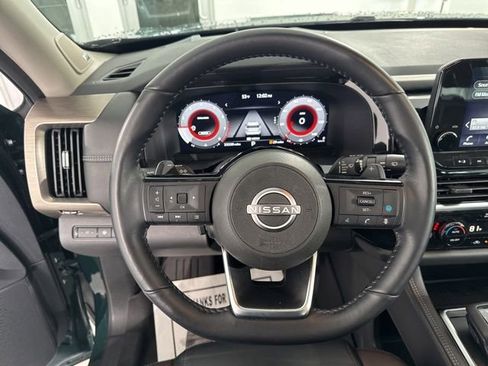 Used 2023 Nissan Pathfinder Platinum AWD/4WD image 28