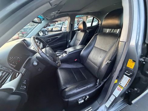 Used 2013 Lexus LS 460 AWD image 11