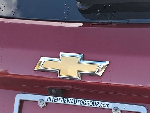 Used 2020 Chevrolet Equinox LT image 29