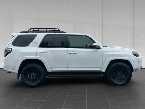 Used 2024 Toyota 4Runner TRD Off-Road Premium w/ Moonroof Package AWD/4WD image 6