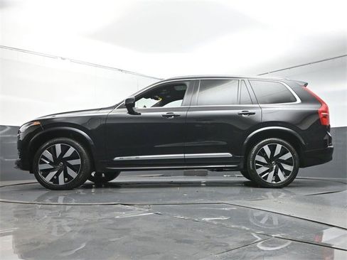 Certified 2023 Volvo XC90 T8 Ultimate w/ Protection Package Premier image 38
