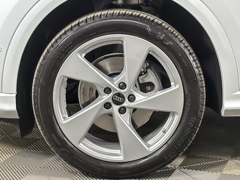 Used 2025 Audi Q5 Premium Plus w/ Premium Plus AWD/4WD image 25