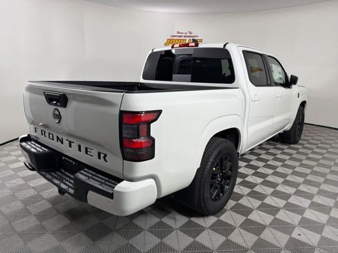 New 2026 Nissan Frontier SV w/ Tow Package image 6