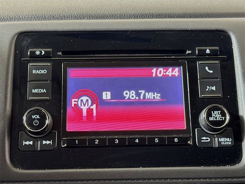 Used 2019 Honda HR-V LX image 12