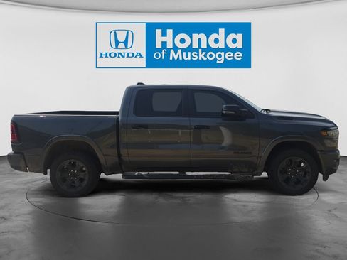 Used 2025 RAM 1500 Big Horn AWD/4WD image 4