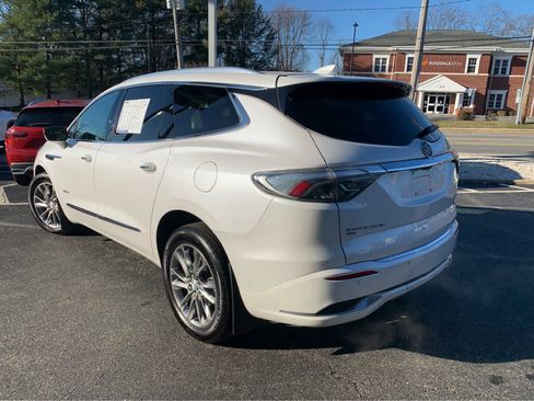 Used 2022 Buick Enclave Avenir w/ Avenir Technology Package image 4