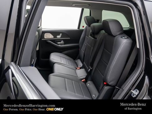 New 2026 Mercedes-Benz GLS 450 4MATIC image 19